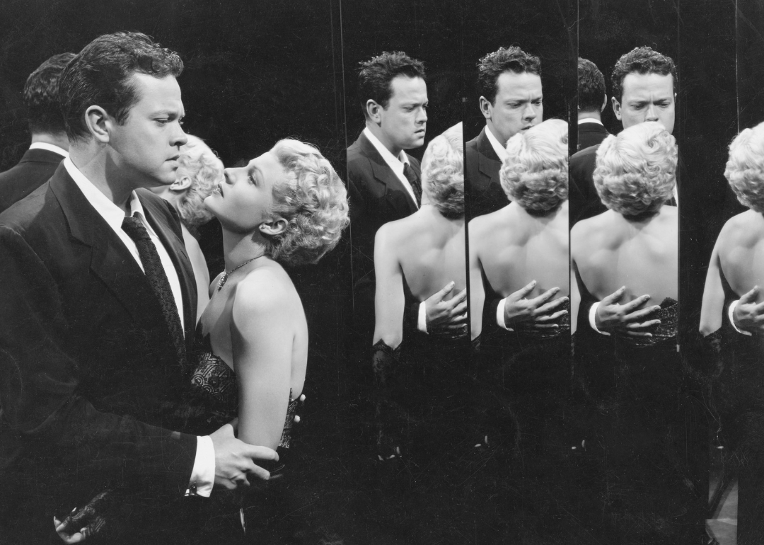 Orson Welles si Rita Hayworth in „Doamna din Shanghai”.